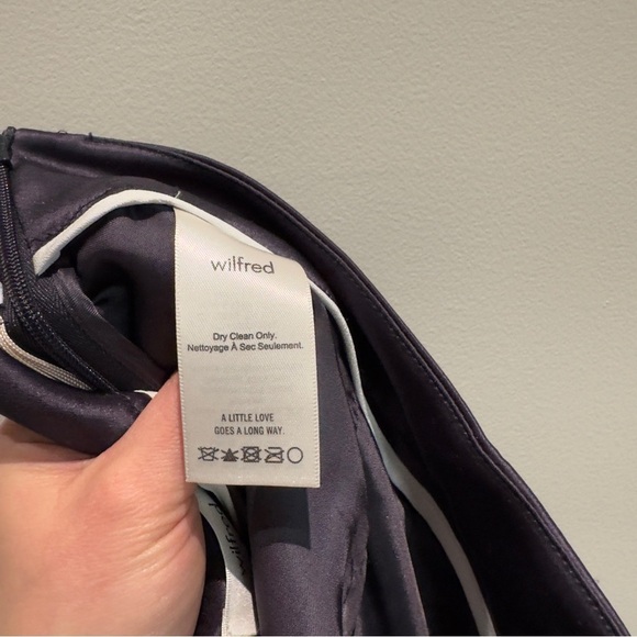 Aritzia Wilfred Clarisse Satin Wide Leg Trouser Pants Size 2 - Picture 9 of 10